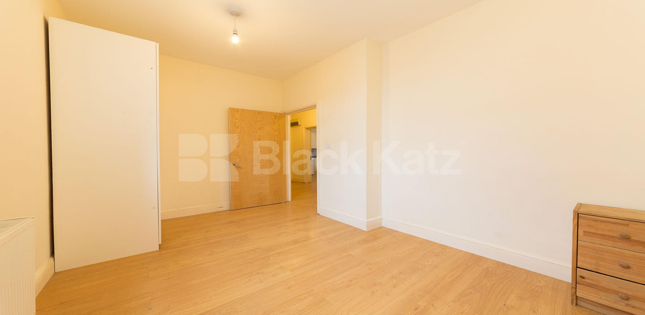 			Great 2 Bed Property !, 2 Bedroom, 1 bath, 1 reception Flat			 High street, Hornsey/Crouch End
